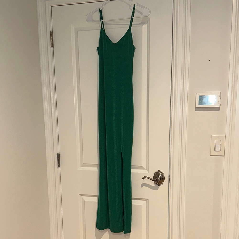 Sage The Label - Elegant Green Maxi Dress - Size Small